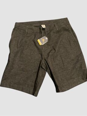 NWT Fayetteville Mongrel  Men’s Grey Shorts